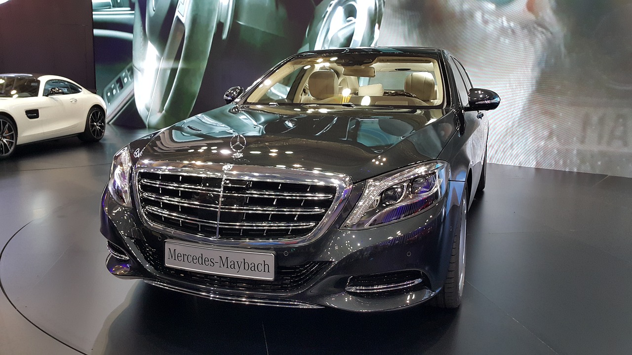 Najbardziej luksusowe auta: Przewodnik po szczycie motoryzacyjnego prestiżu